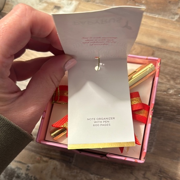 Papyrus Gift Box with Red and Gold Bow - Picture 5 of 6